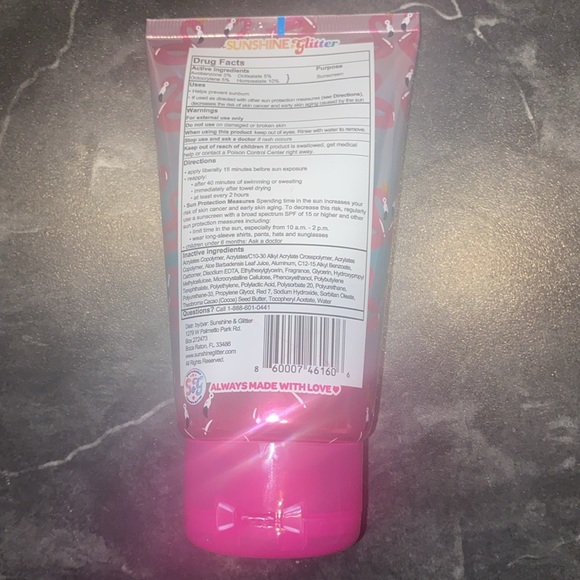 Sea Star Sparkle Glamingo 🦩 Glitter Sunscreen - Picture 4 of 4